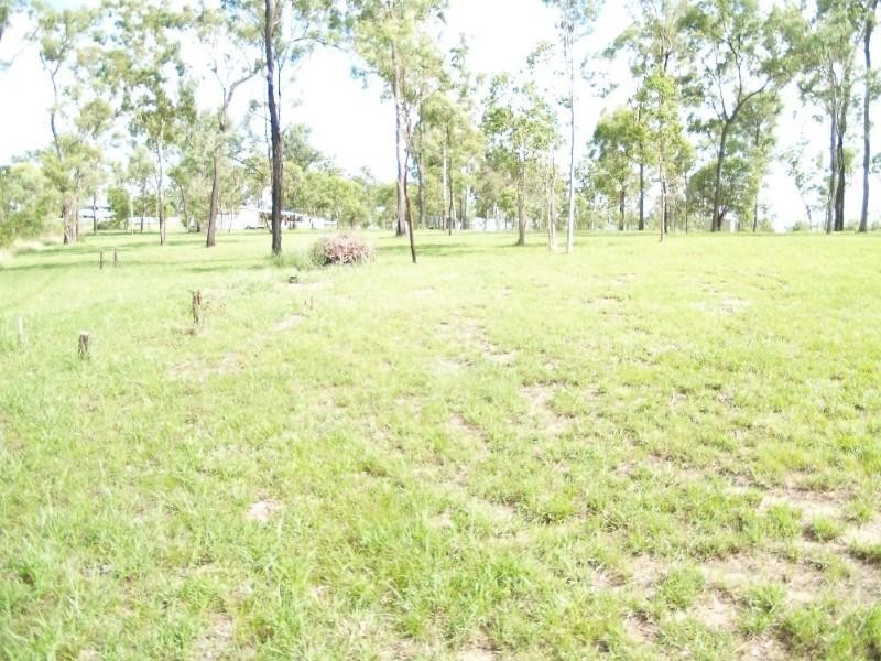 203 Lakes Drive, Laidley Heights QLD 4341