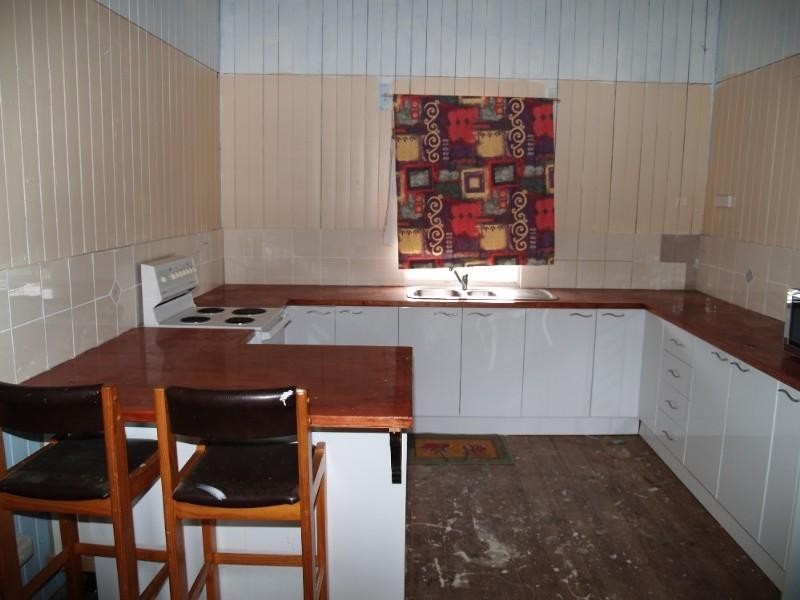 30 Napier Street, Laidley QLD 4341