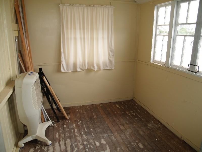 30 Napier Street, Laidley QLD 4341