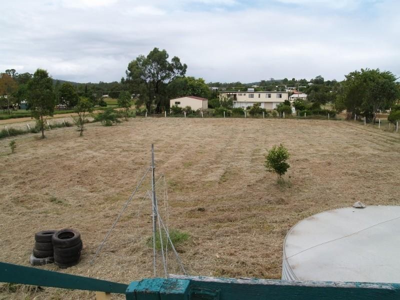 30 Napier Street, Laidley QLD 4341