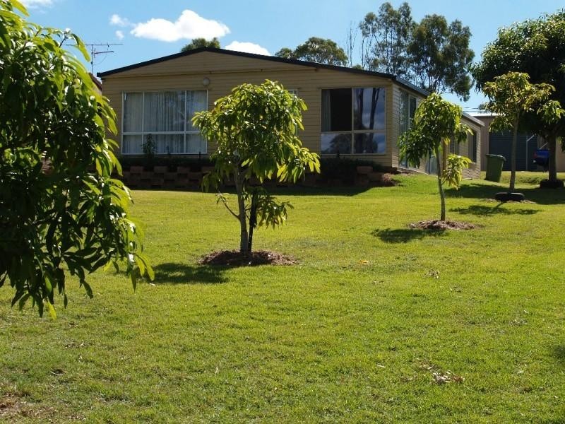 24 Hannant Road, Hatton Vale QLD 4341