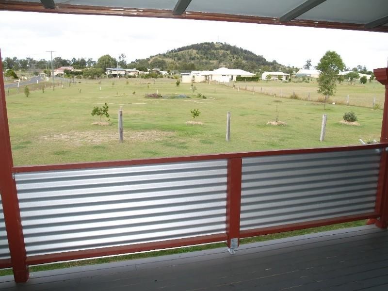 48 Zischke Road, Plainland QLD 4341