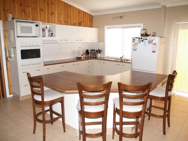 15 Whiteside Court, Laidley QLD 4341