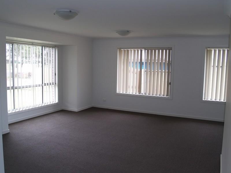 8 Coolabah Court, Laidley QLD 4341