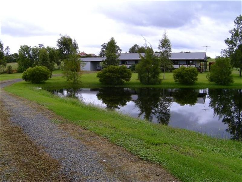 9 Thallon Road, Regency Downs QLD 4341