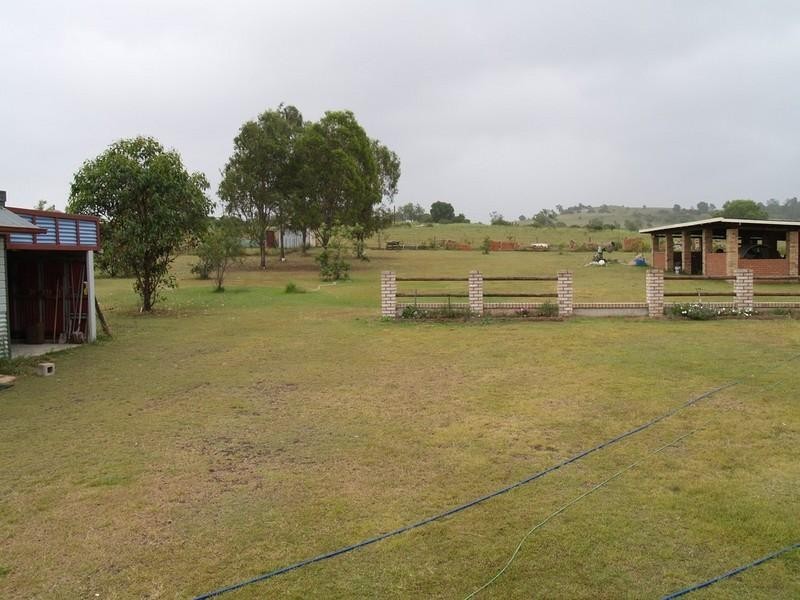 9 Thallon Road, Regency Downs QLD 4341