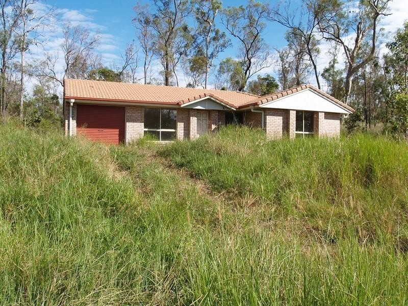 201 Lakes Drive, Laidley Heights QLD 4341