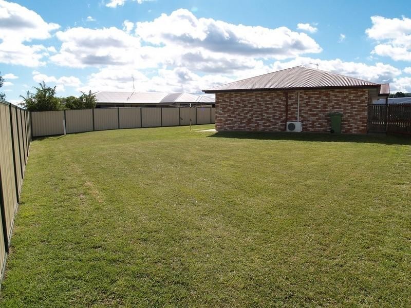 8 Macaranga Crescent, Laidley QLD 4341