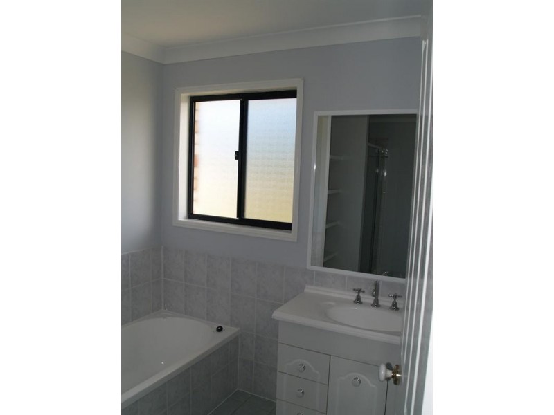 8 Macaranga Crescent, Laidley QLD 4341