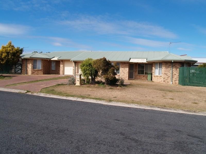 15 Metcalf Street, Gatton QLD 4343