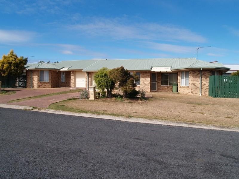 15 Metcalf Street, Gatton QLD 4343