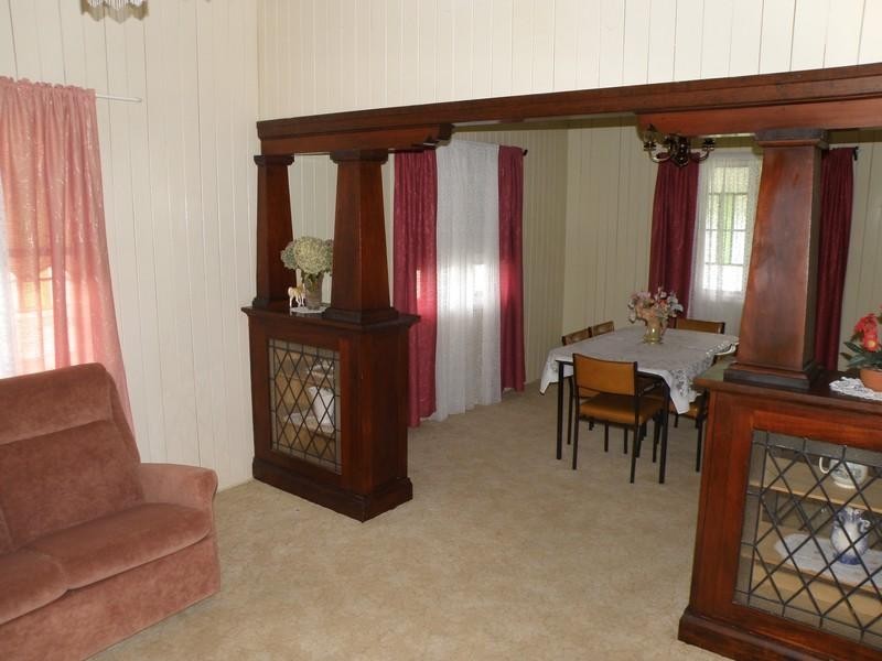 9 Wiggins Street, Gatton QLD 4343