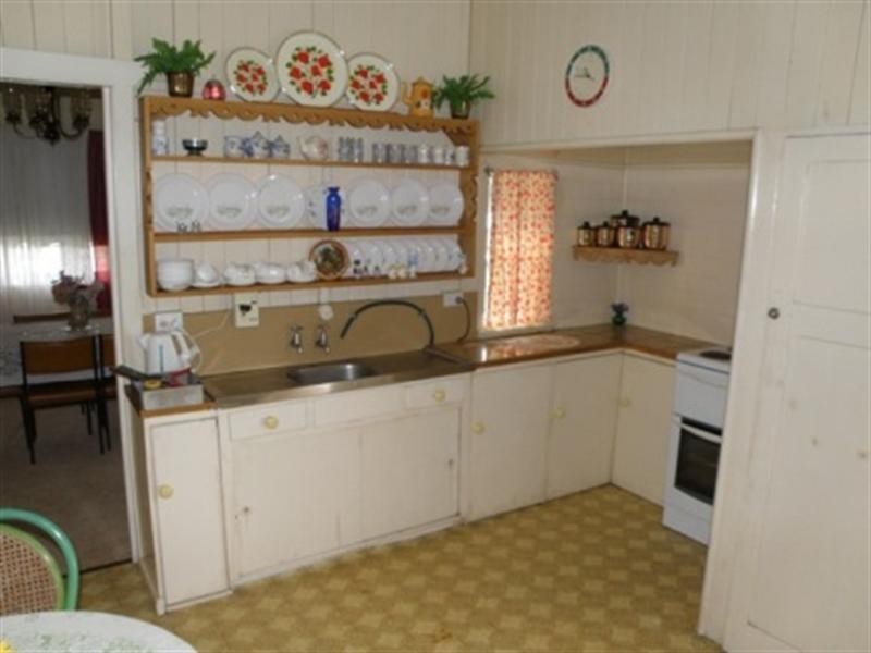 9 Wiggins Street, Gatton QLD 4343