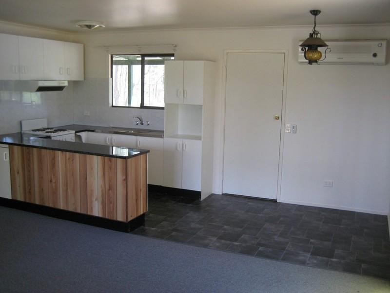 11 Lawrence Court, Regency Downs QLD 4341