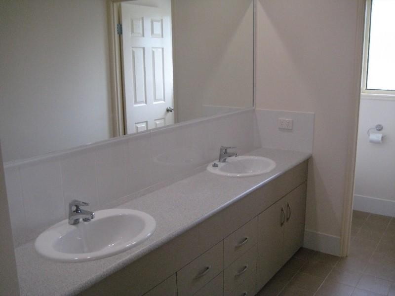 1 Stanford Place, Laidley QLD 4341