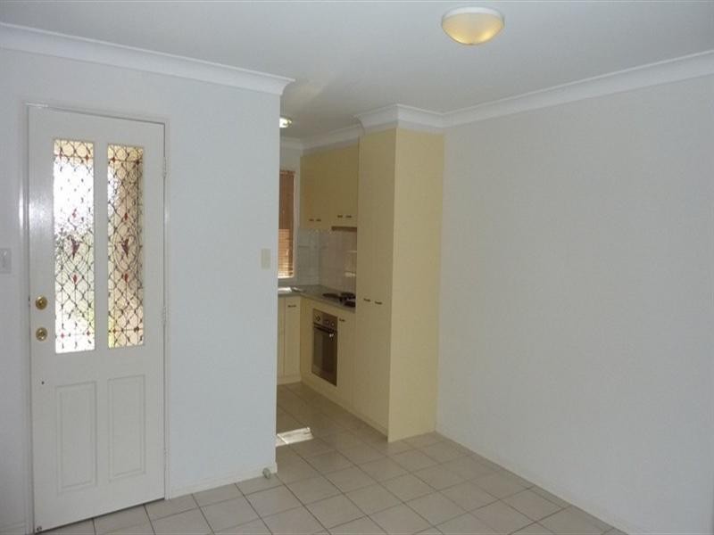 2/18 Schroder Street, Laidley QLD 4341