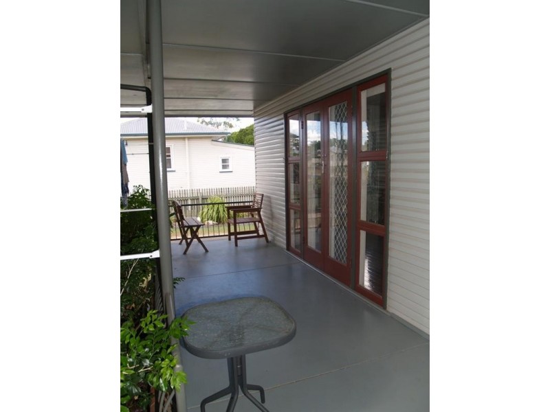 8 Ford Street, Gatton QLD 4343