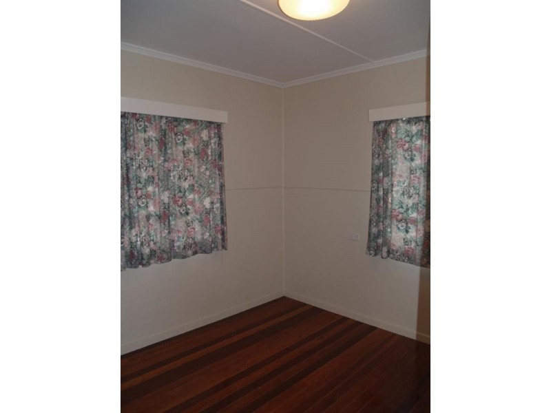 8 Ford Street, Gatton QLD 4343