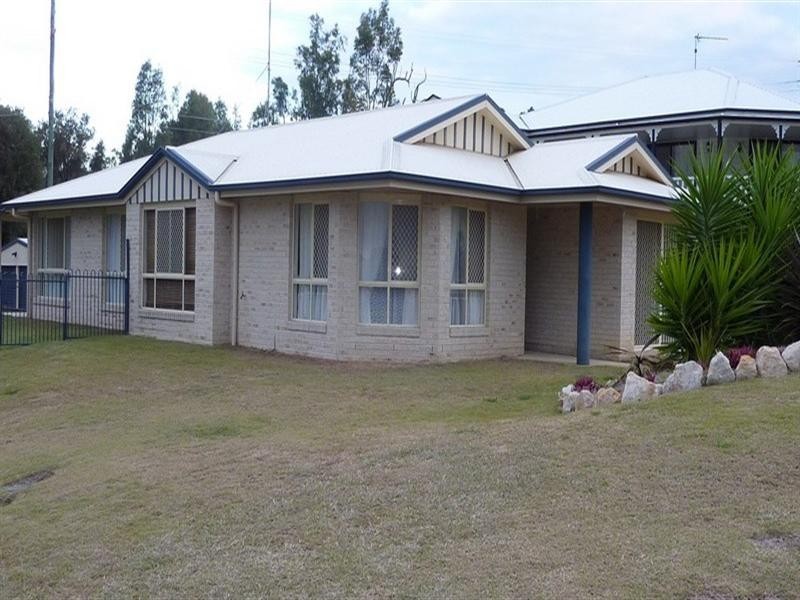 25 Davis Crescent, Gatton QLD 4343