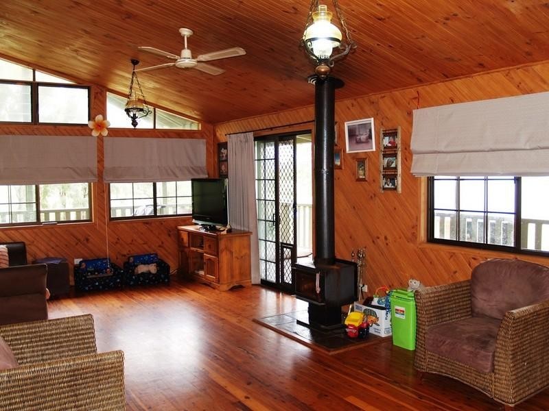 48 Anna Court, Placid Hills QLD 4343