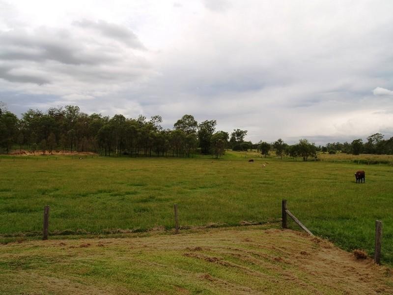 48 Anna Court, Placid Hills QLD 4343