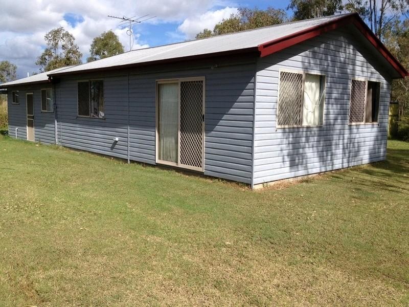 6 Topaz Crescent, Lockyer Waters QLD 4311