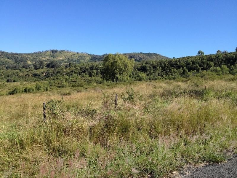 570 East Egypt Road, Mount Whitestone QLD 4347