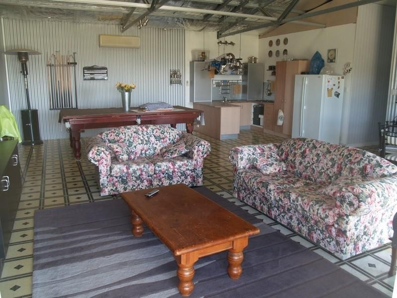 570 East Egypt Road, Mount Whitestone QLD 4347