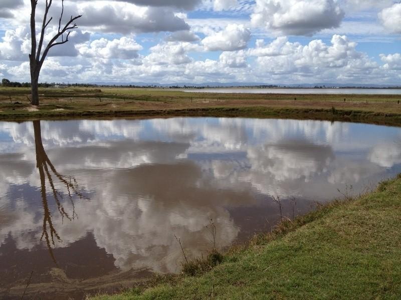 26 Topaz Crescent, Lockyer Waters QLD 4311