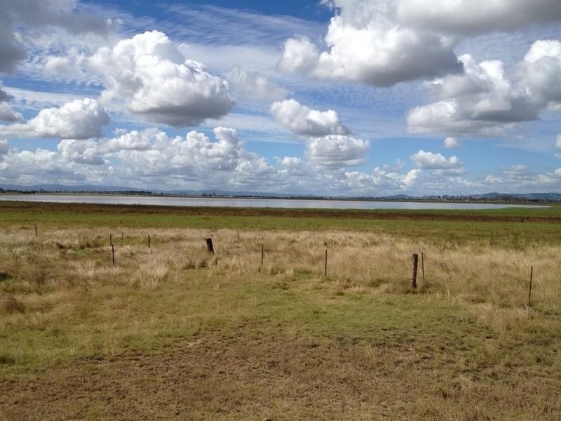 26 Topaz Crescent, Lockyer Waters QLD 4311