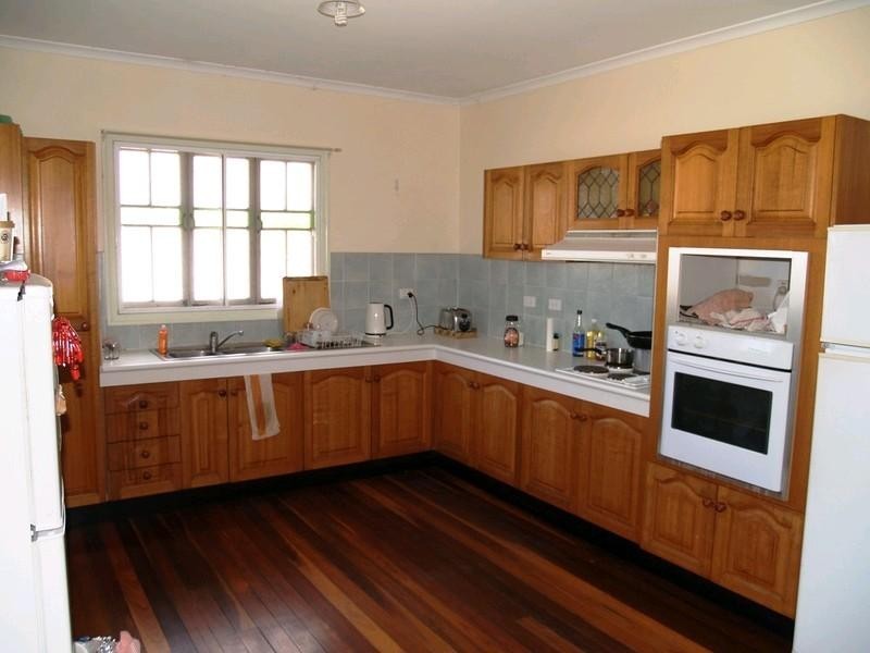 16 Allan Street, Gatton QLD 4343