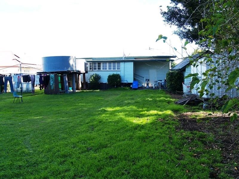 16 Allan Street, Gatton QLD 4343