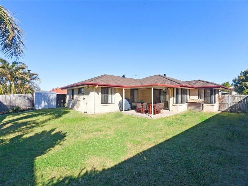 17 Remo Place, Birkdale QLD 4159
