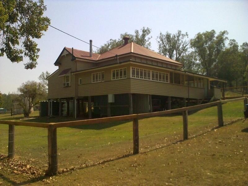 5 Miles Road West, Forest Hill QLD 4342