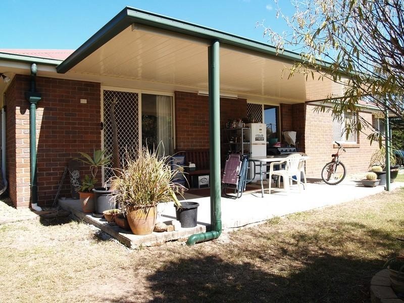 12 Hughes Road, Plainland QLD 4341