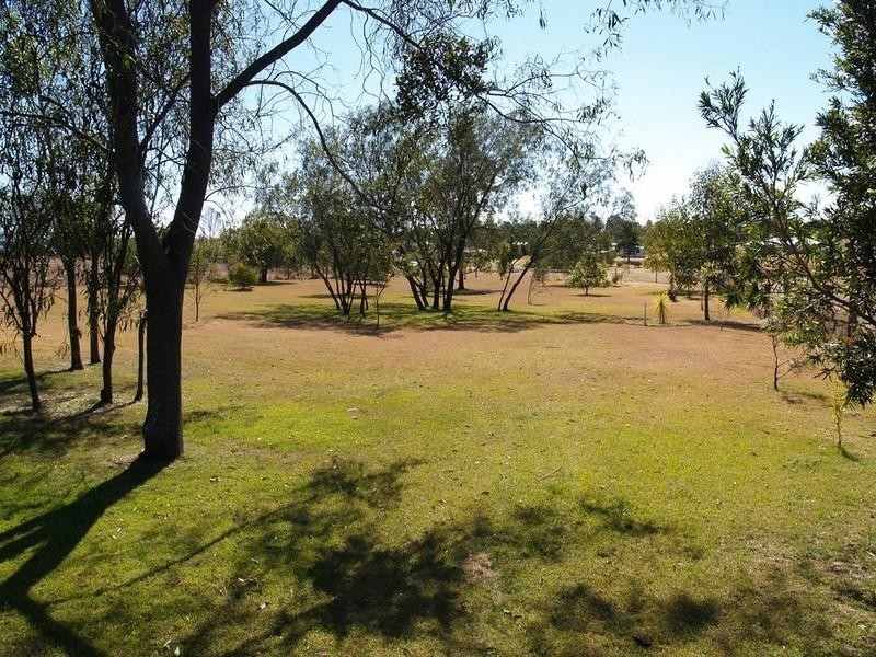 12 Hughes Road, Plainland QLD 4341