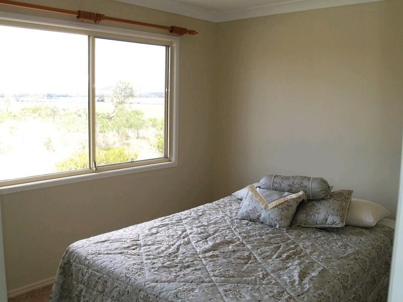 5 Fielding Road, College View QLD 4343
