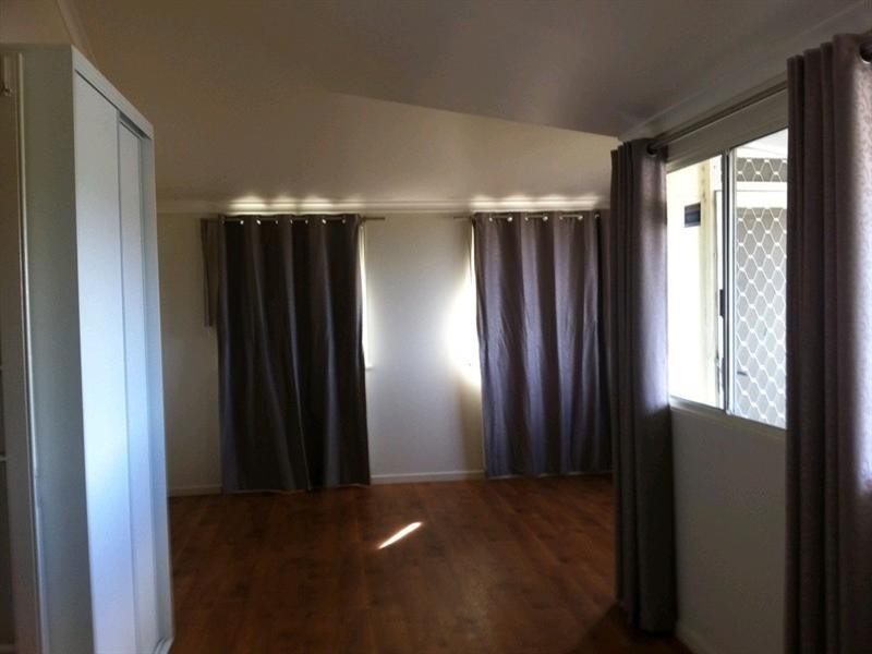 Glamorgan Vale QLD 4306