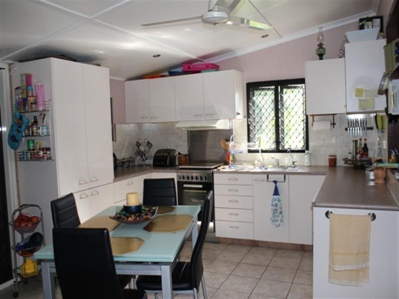 19 Mona Road, Halifax QLD 4850