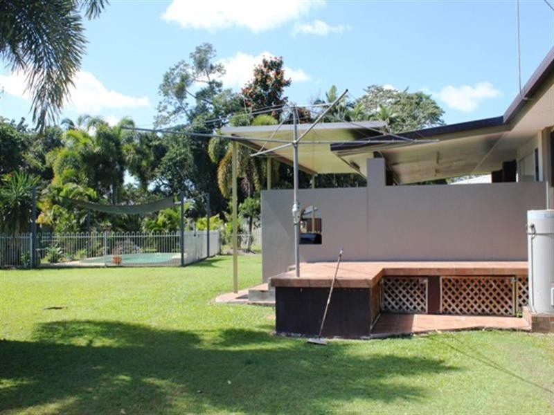 2 Hecht Street, Ingham QLD 4850