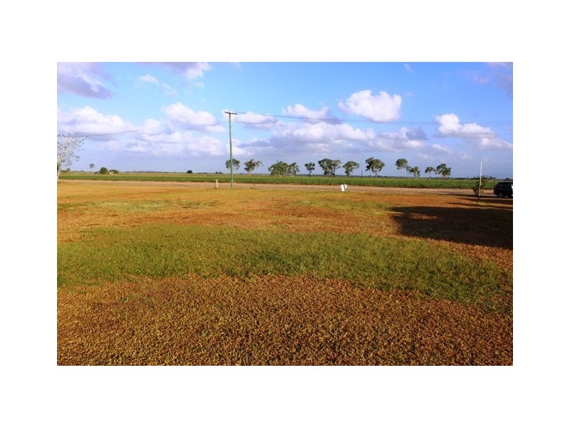 26 Wallis Street, Trebonne QLD 4850