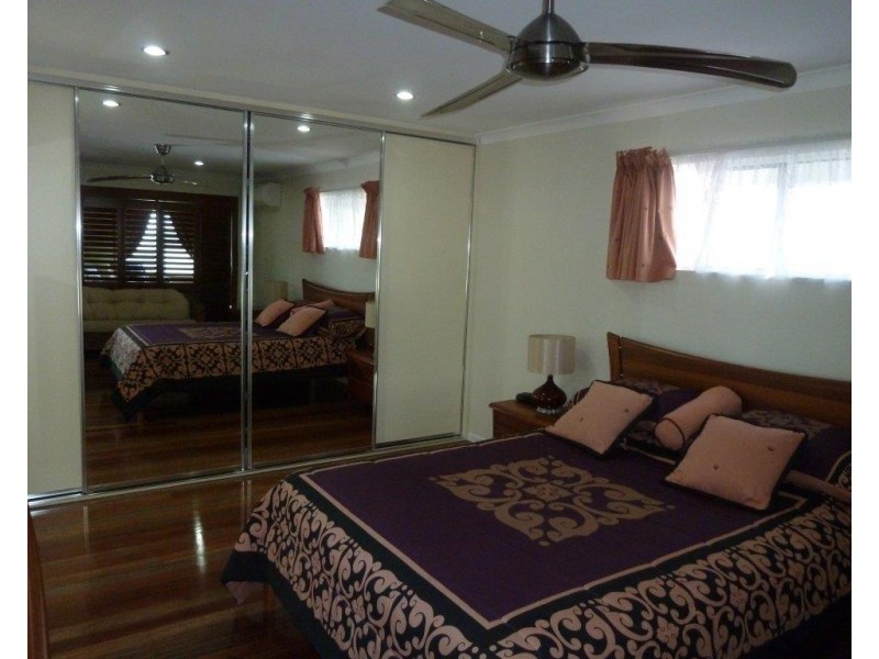 47 Marine Parade, Cardwell QLD 4849