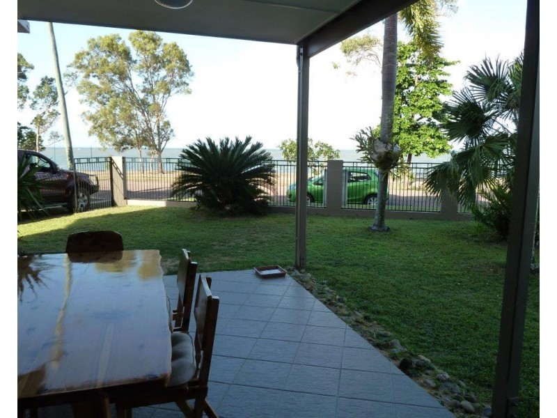 47 Marine Parade, Cardwell QLD 4849