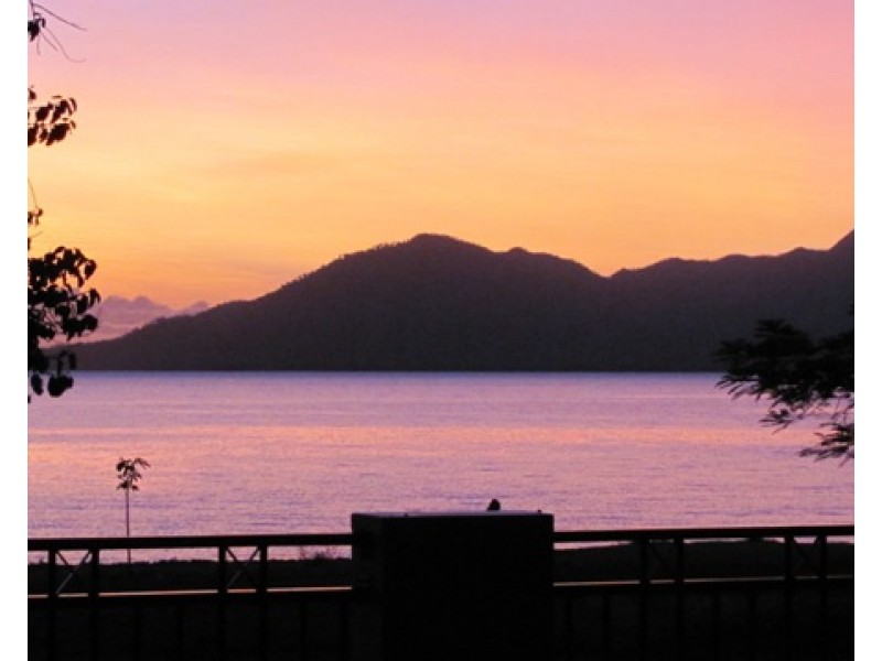 47 Marine Parade, Cardwell QLD 4849