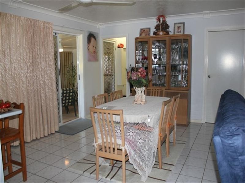 24 Carr Crescent, Lucinda QLD 4850