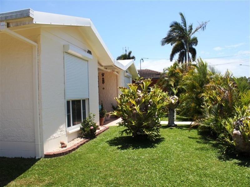 24 Carr Crescent, Lucinda QLD 4850