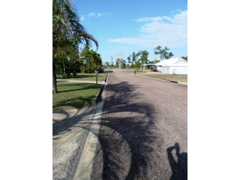 8 Edmondson Close, Cardwell QLD 4849