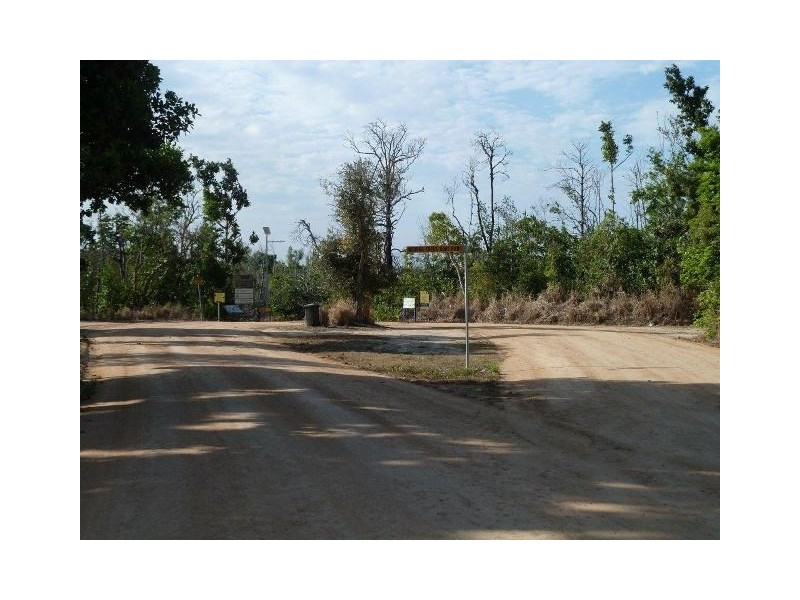 8 Edmondson Close, Cardwell QLD 4849