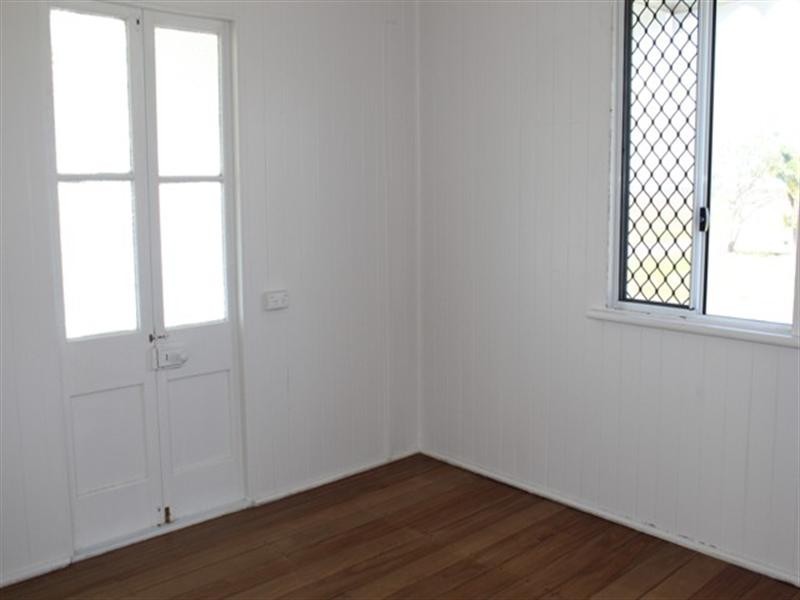 19 Dutton Street, Ingham QLD 4850