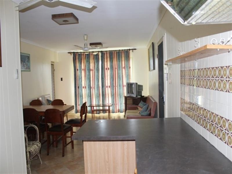 8/136 Patterson Parade, Lucinda QLD 4850